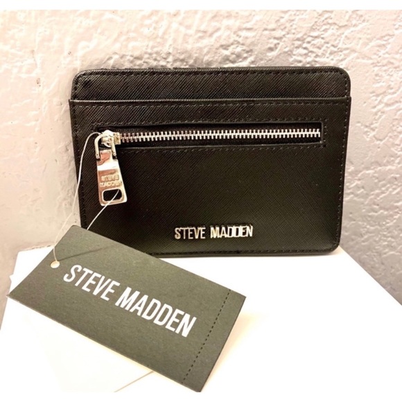Steve Madden Accessories - Steve Madden Card Case in Black. NWT.